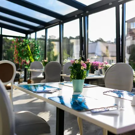 Hotel Moris Boutique 2*